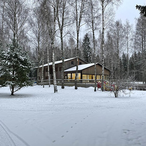 Unsere Unterkunft - eine gemütliche Hütte in Paunküla.