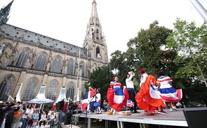 „Sonntag der Völker“