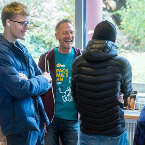401 - Schätze aus alten Zeiten - Flohmarkt im Seniorenzentrum