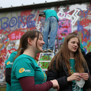 409 - Zusammen anpacken - zusammen feiern!