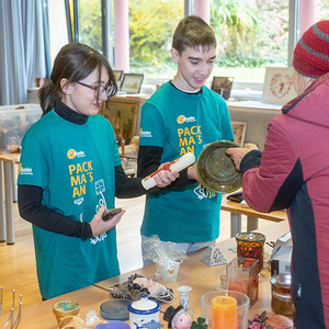 401 - Schätze aus alten Zeiten - Flohmarkt im Seniorenzentrum