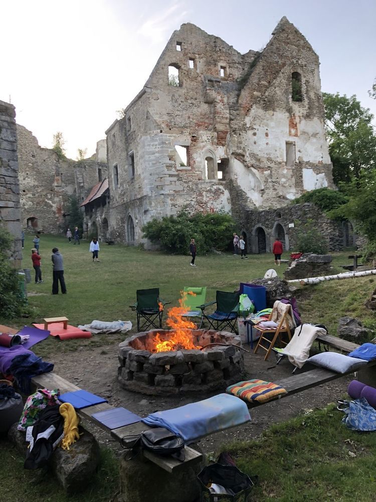 Lagerfeuer auf der Burgruine Schaumberg