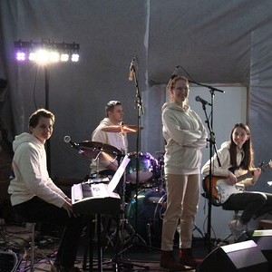 Am 14. März fand auf dem Gelände des Stiftes Kremsmünster zum zweiten Mal die SpiriNight statt. Über 400 Firmlinge aus zahlreichen Pfarrgemeinden nahmen daran teil und nutzten das vielfältige Workshopangebot im Rahmen ihrer Firmvorbereitung.