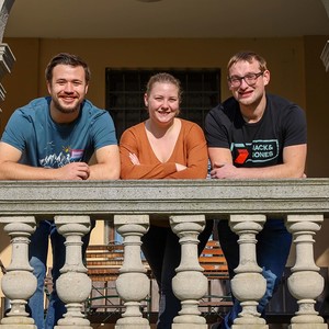 Ehrenamtliche Vorsitzende der Kath. Jungschar der Diözese Linz. David Hinterberger vervollständigt nach seiner Wahl beim Diözesanleitungskreis das Trio. Bild: v.l.n.r. Samuel Haijes, Valentina Bergmair, David Hinterberger. Foto Jana Hofer