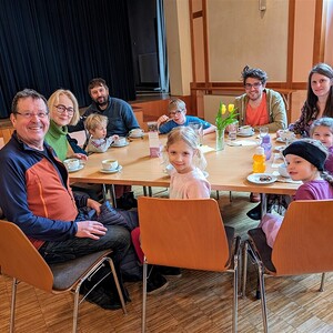 Ein großes Danke an alle Köch:innen und Esser:innen, die zum Gelingen des Familienfasttags beigetragen haben. 