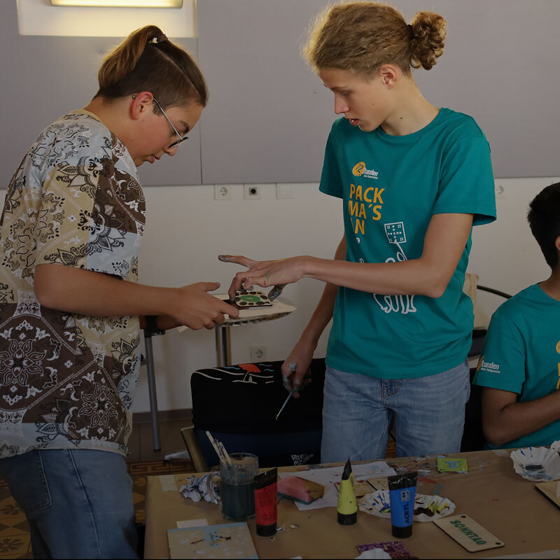 402 - Gemeinsam durchs Jahr - Holzkalender fürs Seniorenwohnhaus